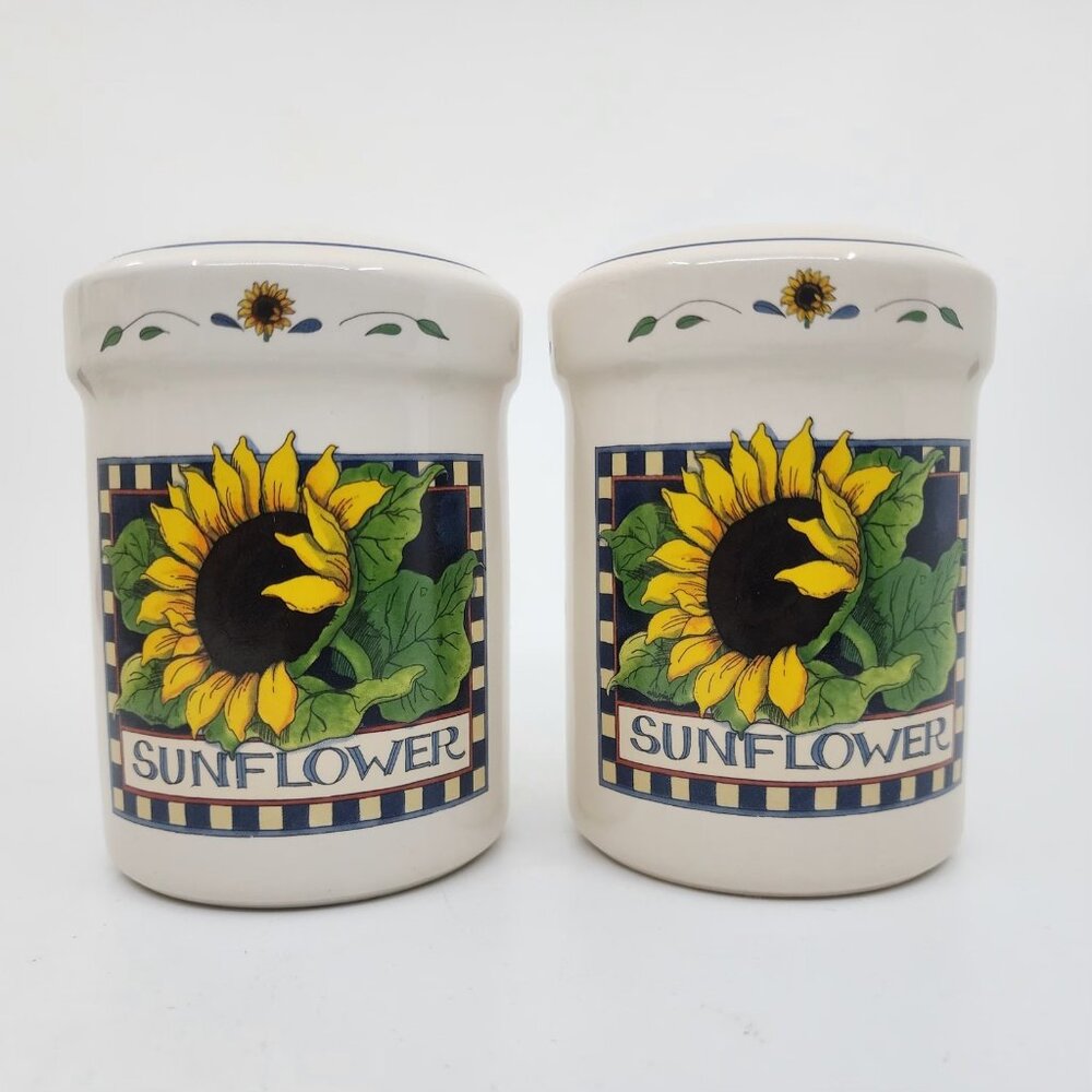 Vintage Susan Winget Sunflower Salt & Pepper Shakers Set Ceramic Beige Large
